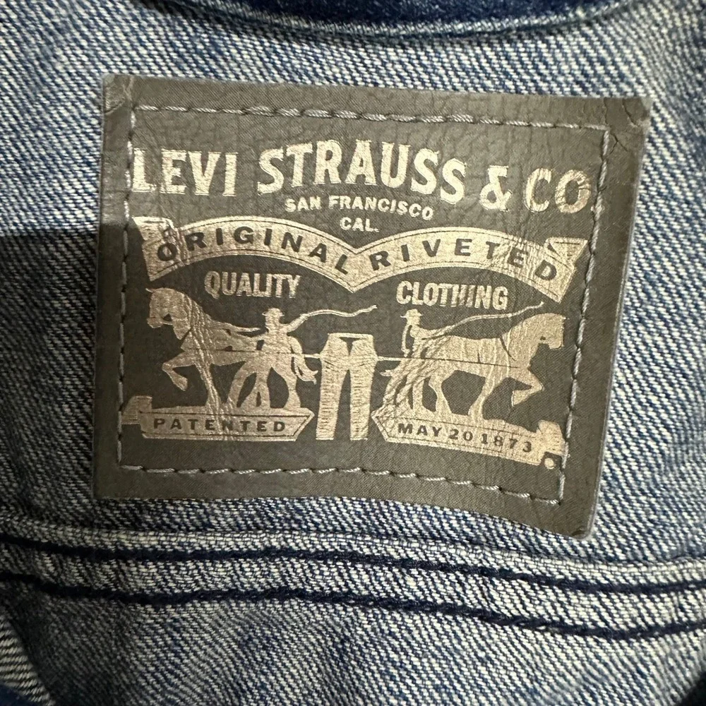 Levi Denim Jacket Womens XS Blue Trucker Cotton Slim Casual Jean Jacket 70270